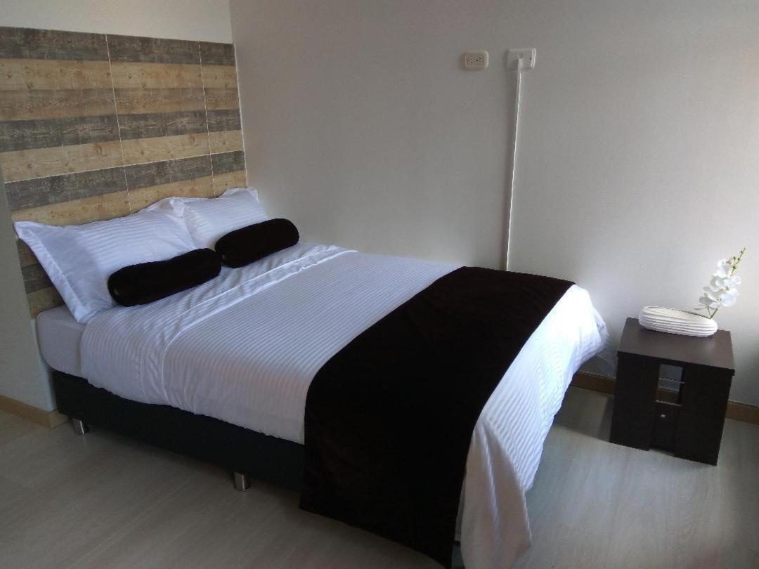 מדיין Apartasuite Laureles Cmc מראה חיצוני תמונה